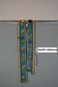 Image description is not available for DU1971.429.5a-b